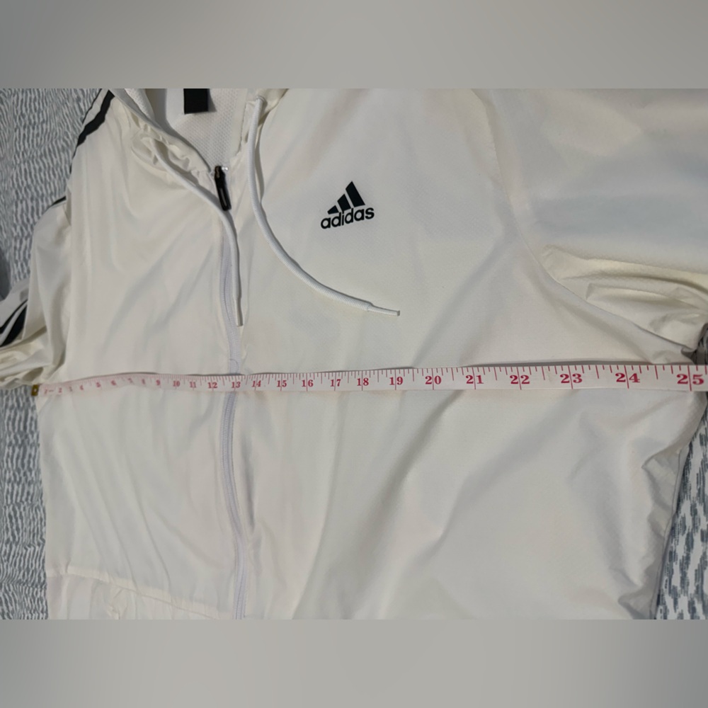 ADIDAS windbreaker. XL. True white. Never worn. - Picture 3 of 5